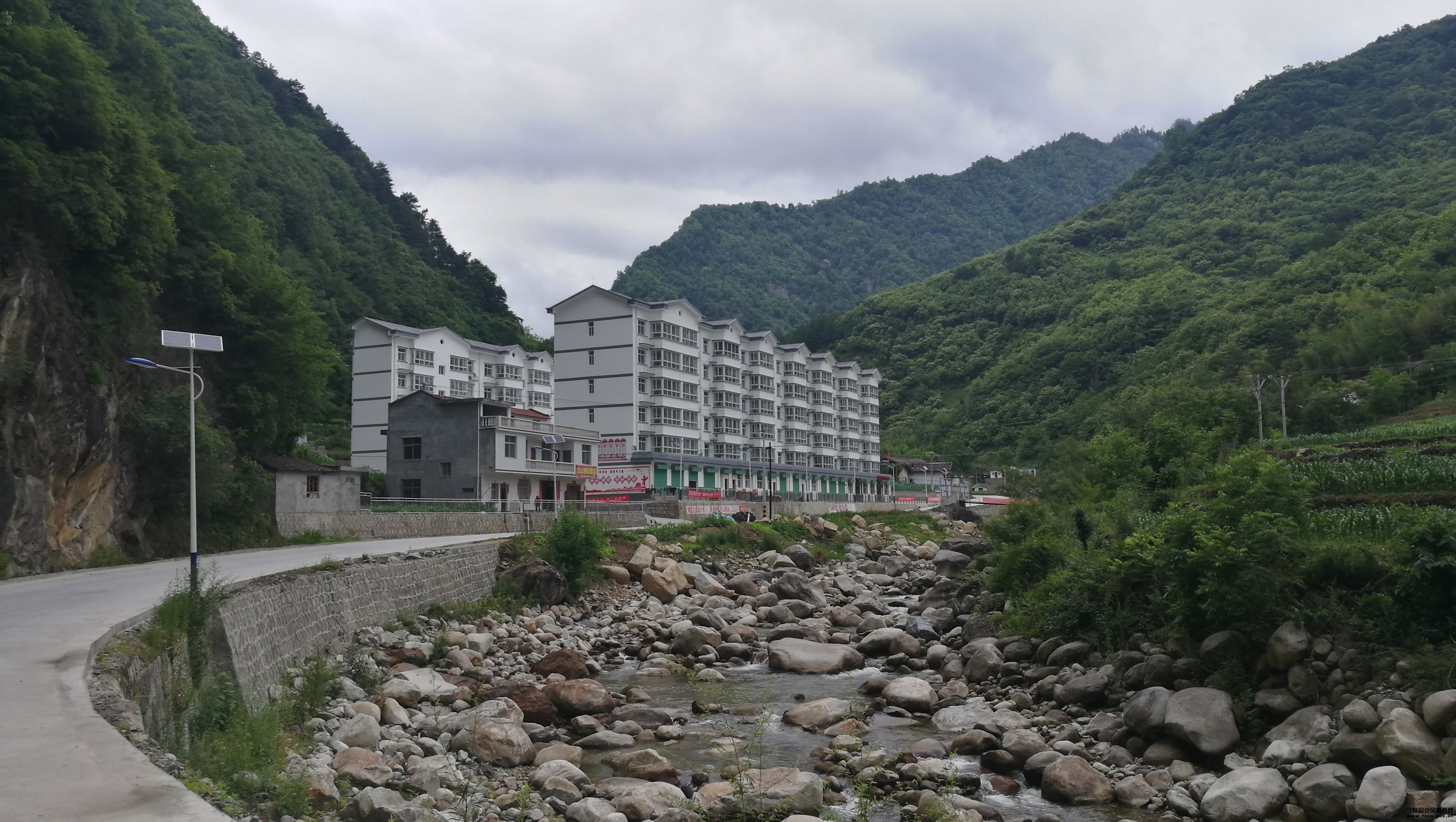 矢志不渝"战脱贫",苦尽甘来"奔小康"--宁陕县太山庙镇